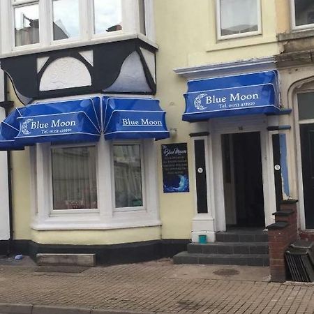 The Blue Moon Bed & Breakfast Blackpool Eksteriør bilde