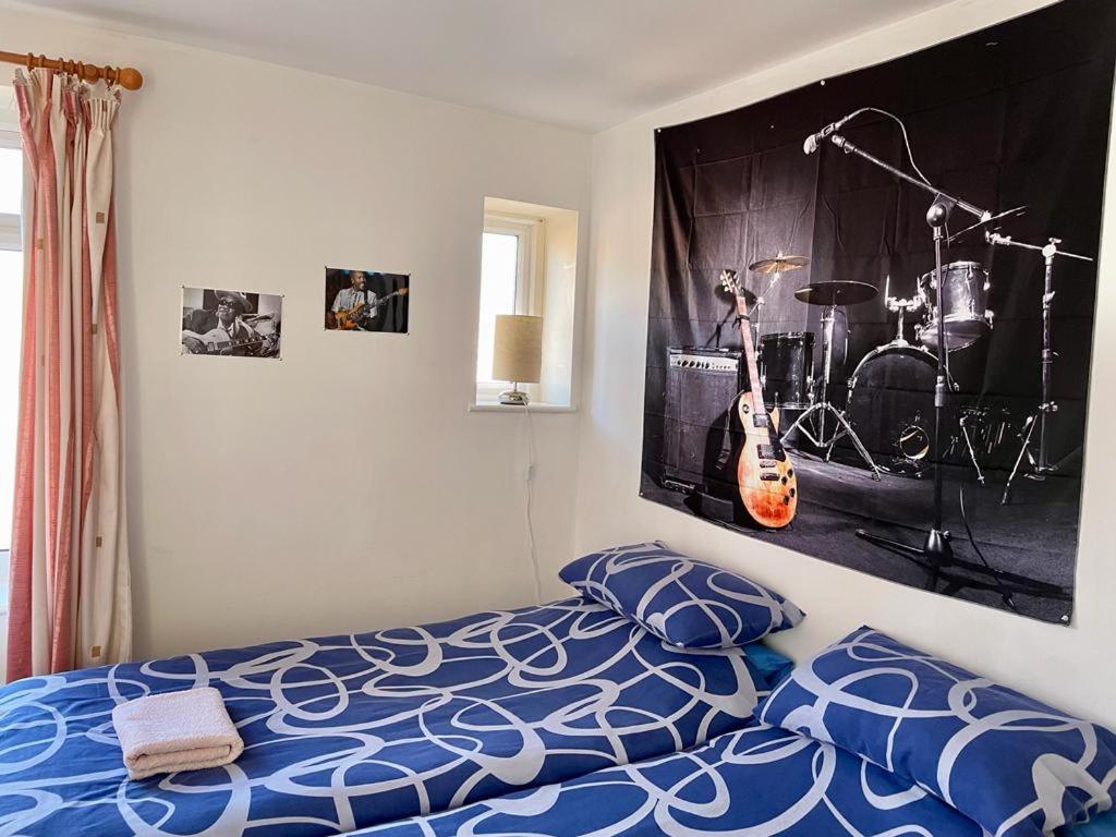 The Blue Moon Bed & Breakfast Blackpool Eksteriør bilde