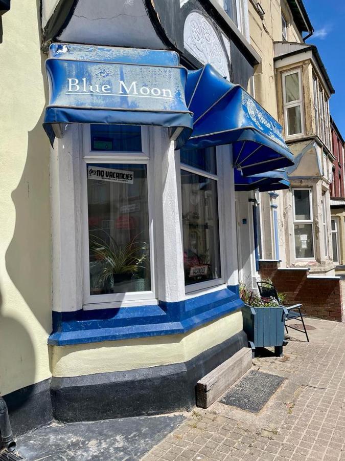 The Blue Moon Bed & Breakfast Blackpool Eksteriør bilde