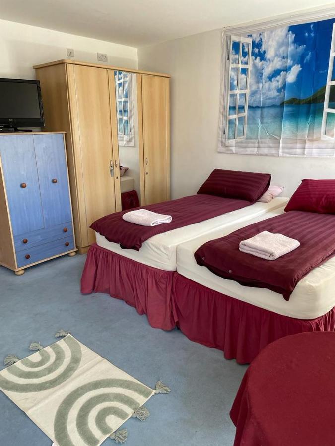 The Blue Moon Bed & Breakfast Blackpool Eksteriør bilde