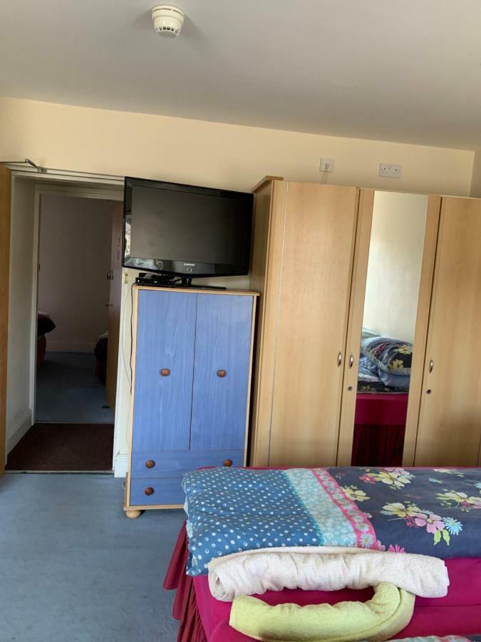 The Blue Moon Bed & Breakfast Blackpool Eksteriør bilde